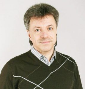 Viktor Leis